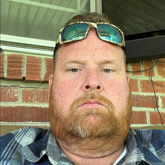 Meet your Posher, Jonathan - Picture 1 of 1